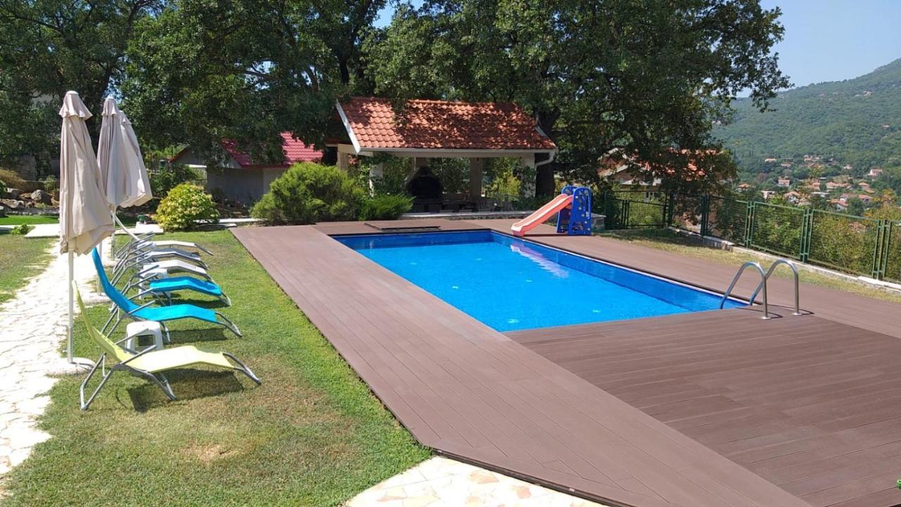 Villa, Pool And Relax For 12 Persons Kuti Exteriör bild