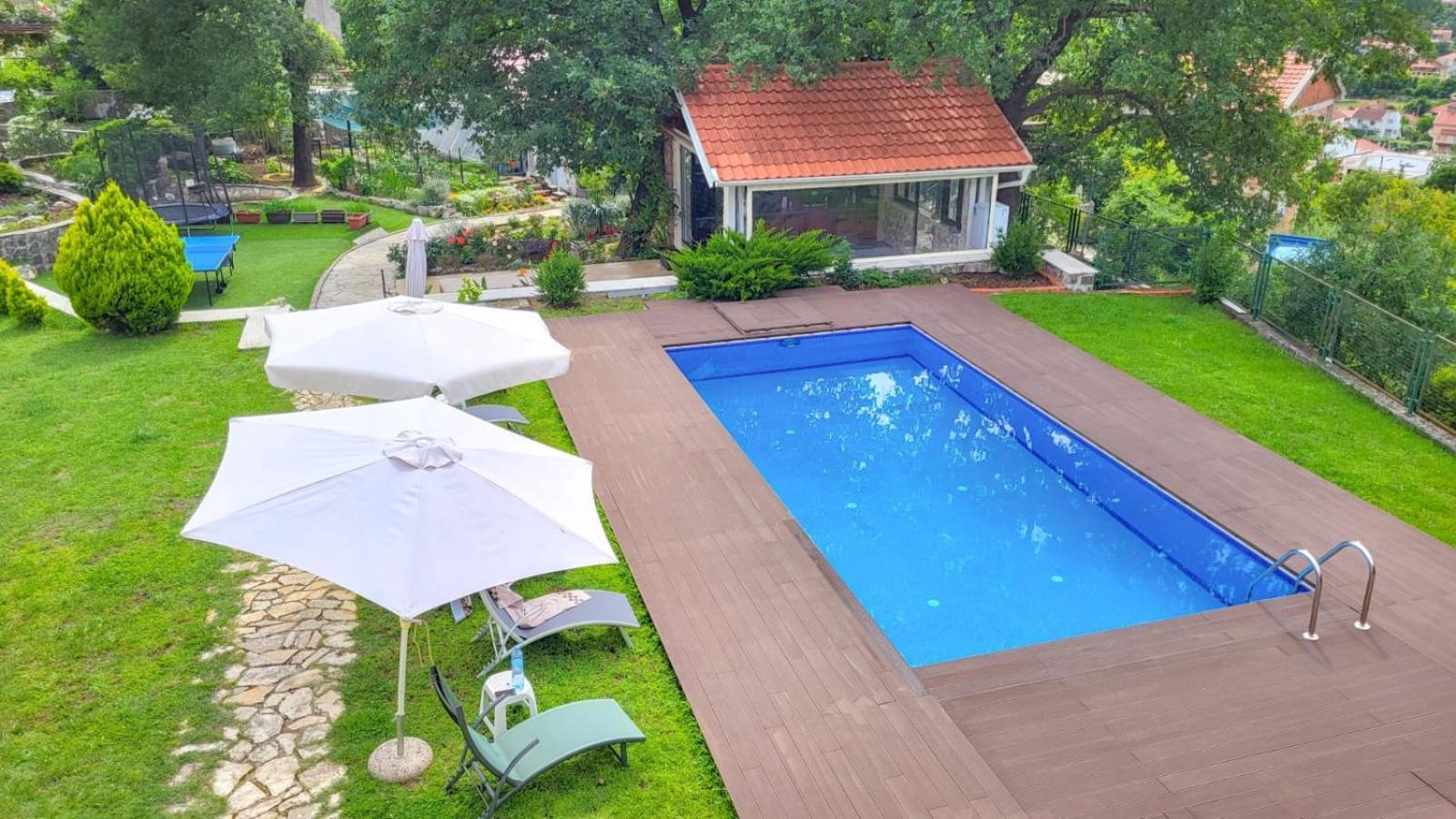 Villa, Pool And Relax For 12 Persons Kuti Exteriör bild